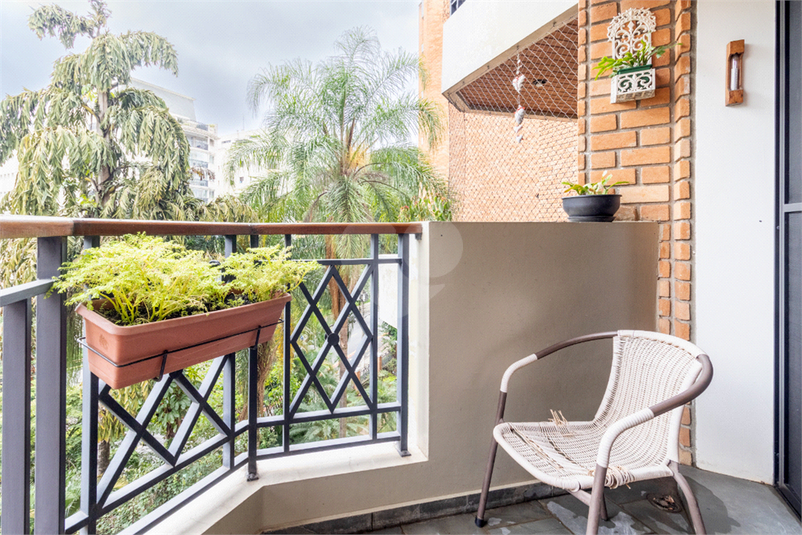 Foto REO1093744