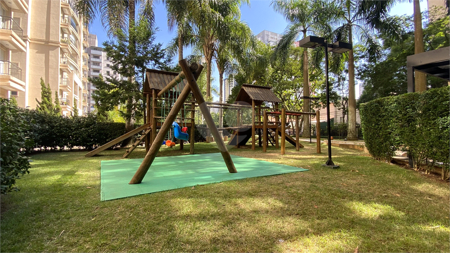 Foto REO1093745