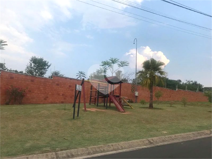 Foto REO1093761