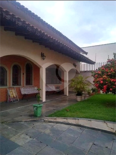 Foto REO1093772