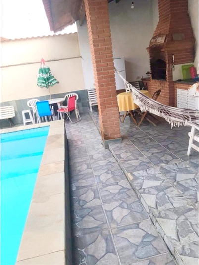 Foto REO1093772