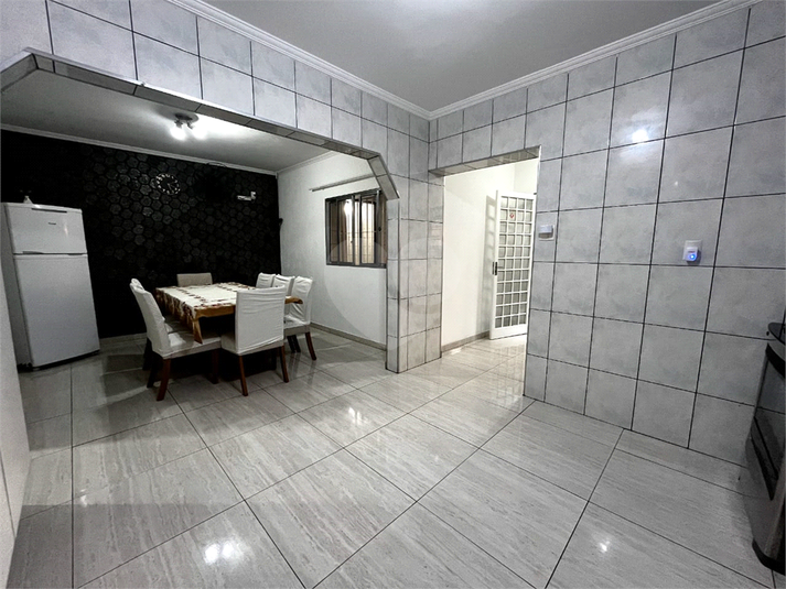 Foto REO1093779