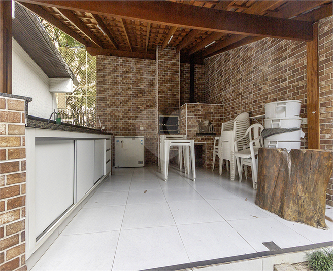 Foto REO1093781