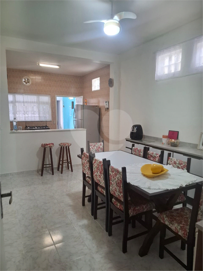Foto REO1093788