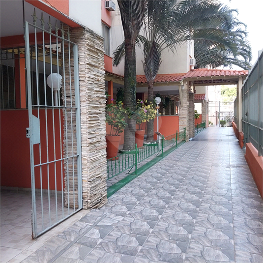Foto REO1093802