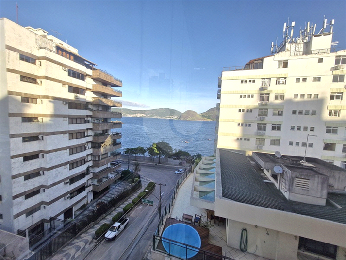 Foto REO1093809