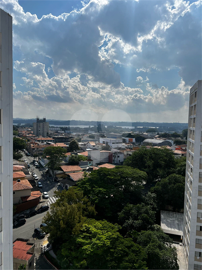 Foto REO1093815