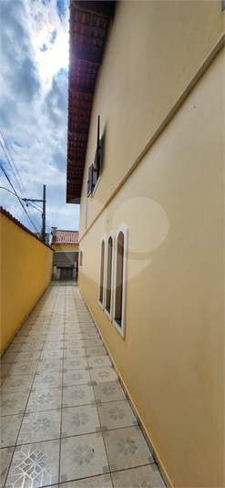 Foto REO1093819