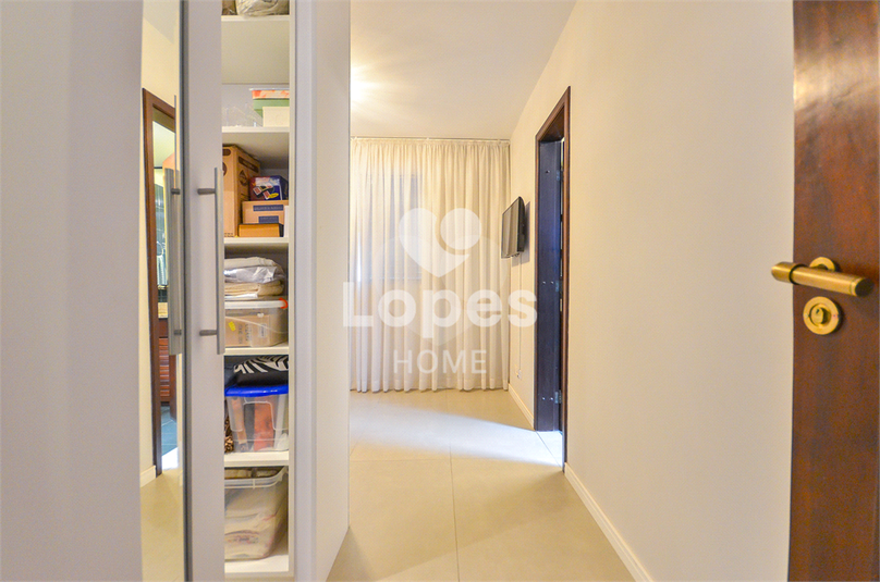 Foto REO1093822