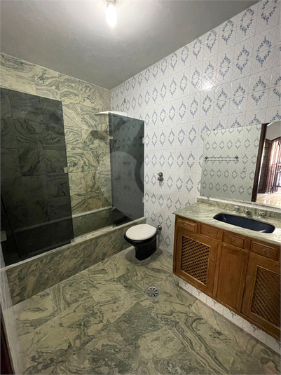 Foto REO1093867