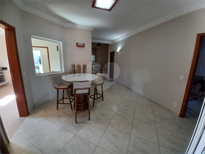 Foto REO1093918