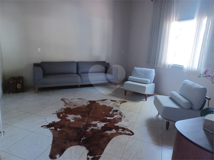 Foto REO1093918
