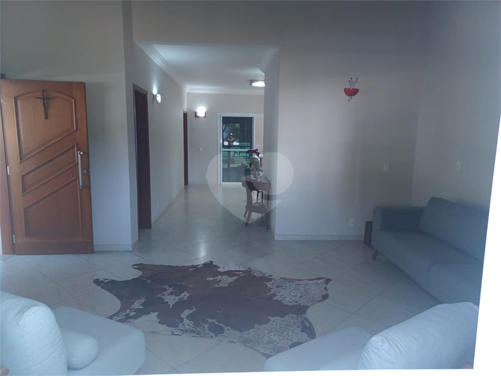 Foto REO1093918