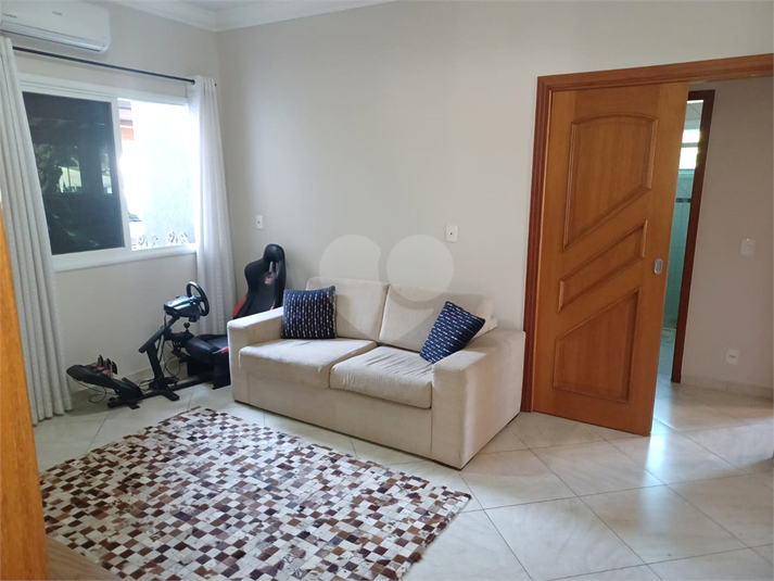 Foto REO1093918
