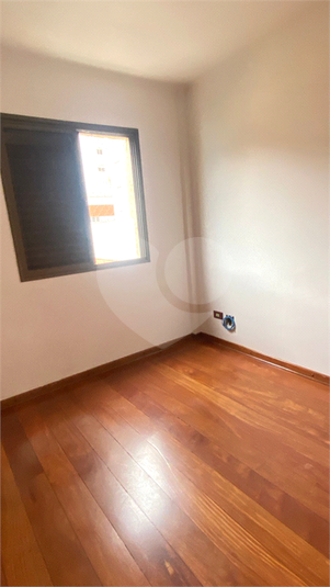 Foto REO1093929