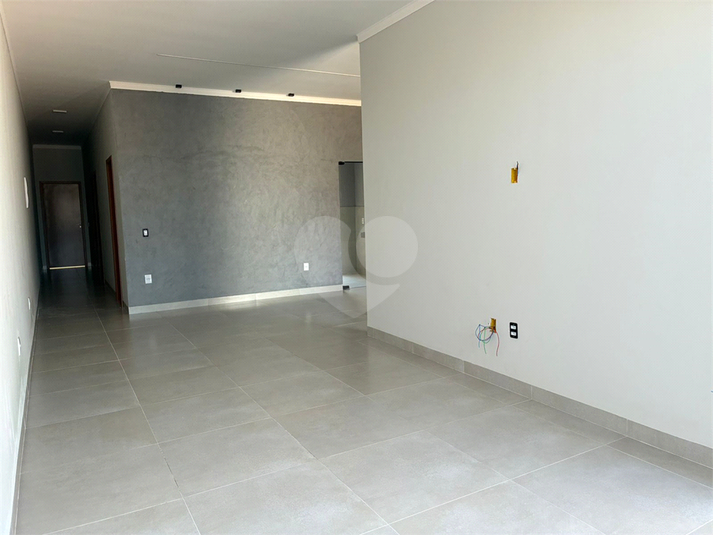 Foto REO1093947