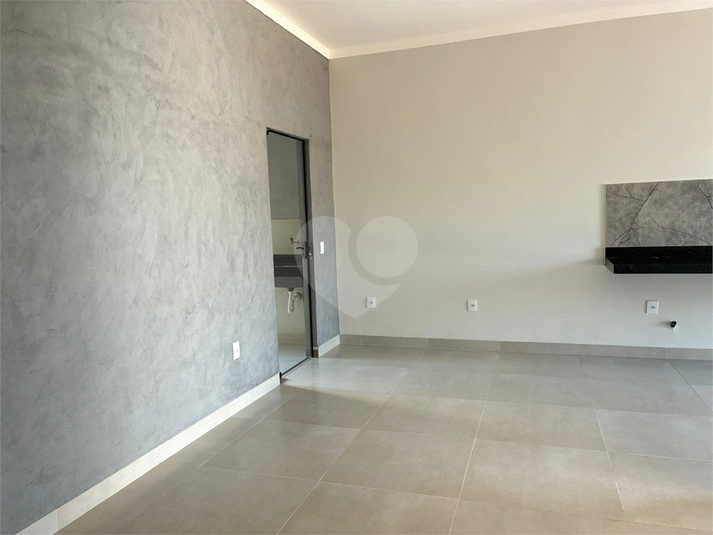 Foto REO1093947