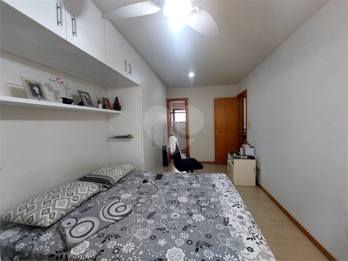Foto REO1093953