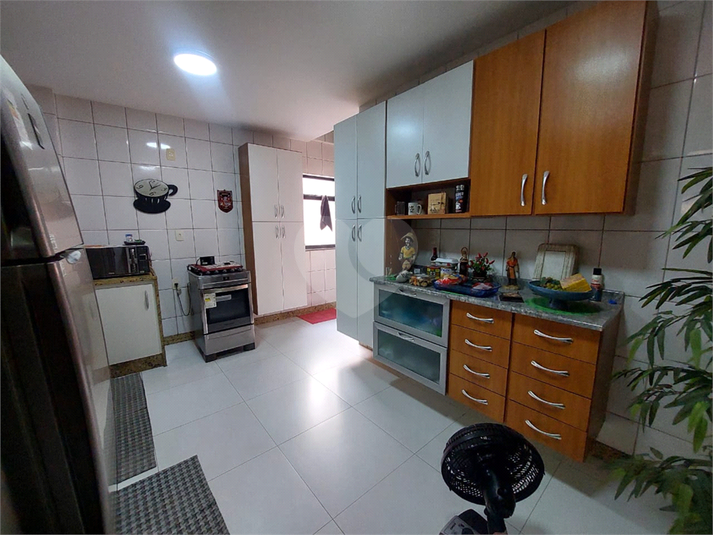 Foto REO1093953
