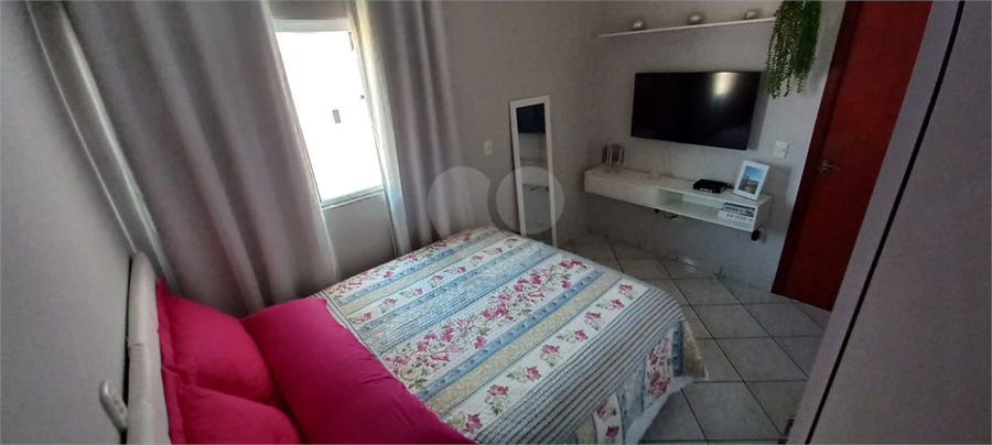 Foto REO1093971