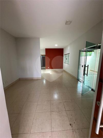 Foto REO1093978