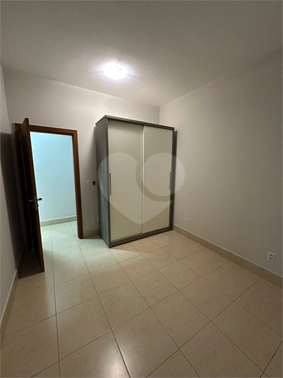 Foto REO1093978
