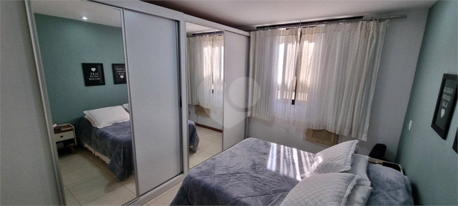 Foto REO1093983