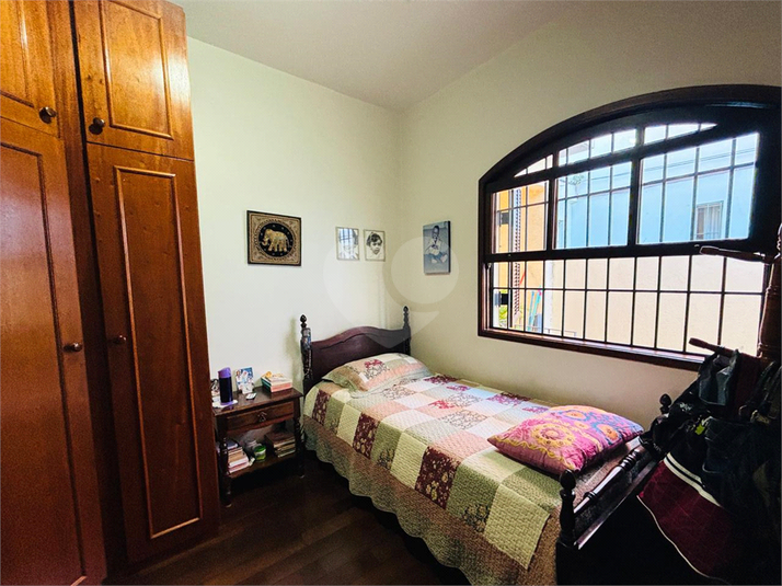 Foto REO1093990