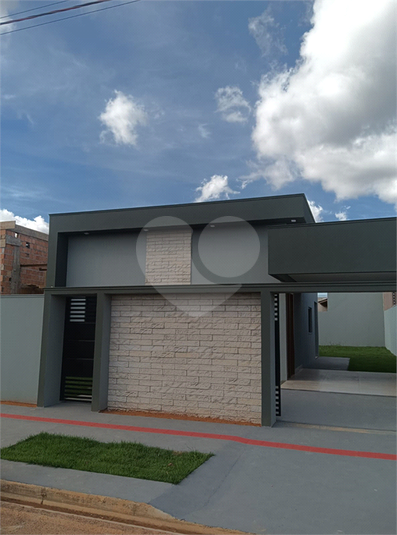 Foto REO1093993