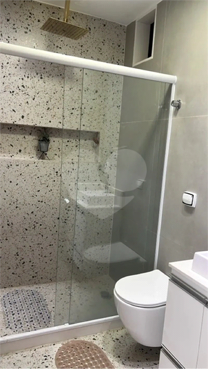 Foto REO1093996