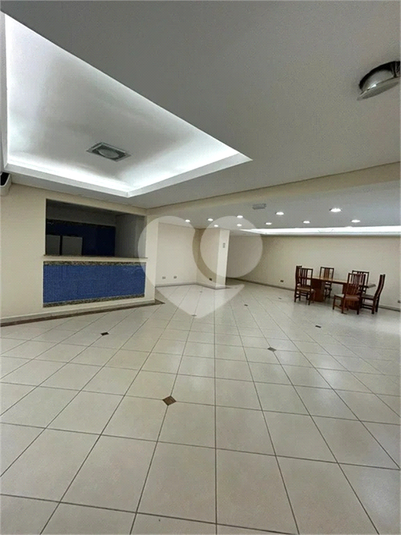 Foto REO1094003