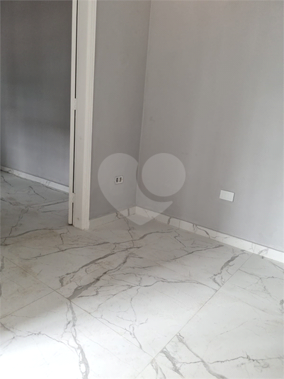 Foto REO1094008