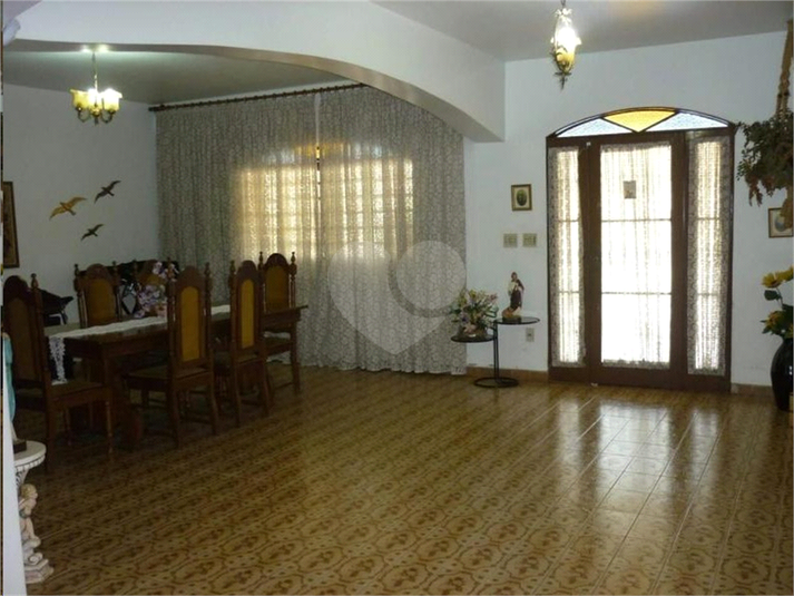 Foto REO1094009