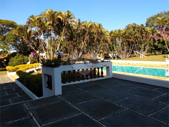 Foto REO1094009