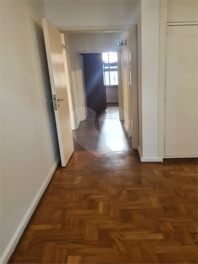 Foto REO1094029