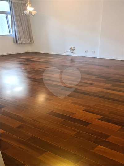 Foto REO1094029