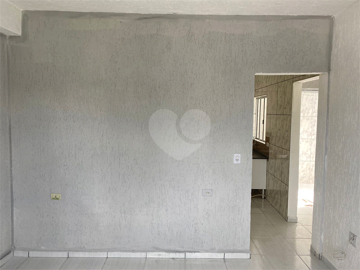 Foto REO1094036
