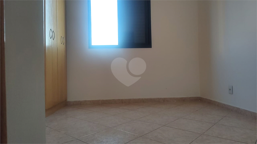 Foto REO1094037