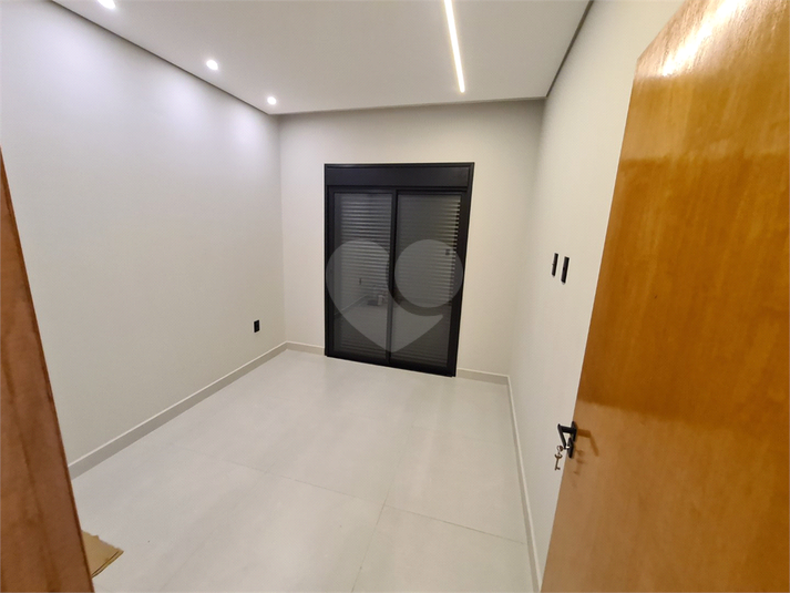 Foto REO1094047