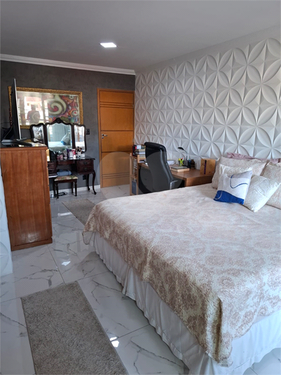 Foto REO1094052
