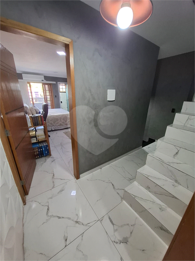Foto REO1094052