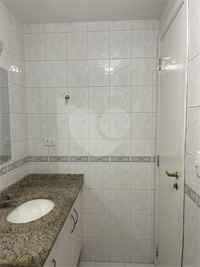 Foto REO1094056