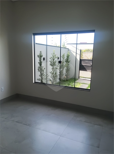 Foto REO1094057