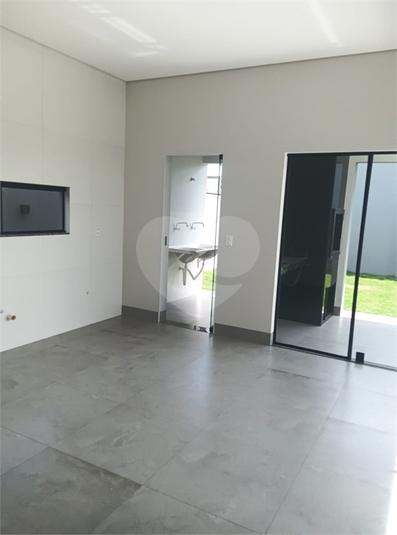 Foto REO1094057