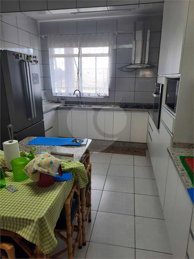Foto REO1094059