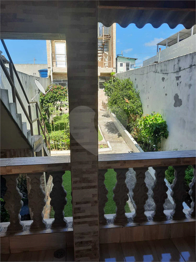 Foto REO1094059