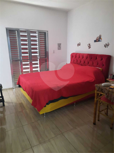 Foto REO1094059