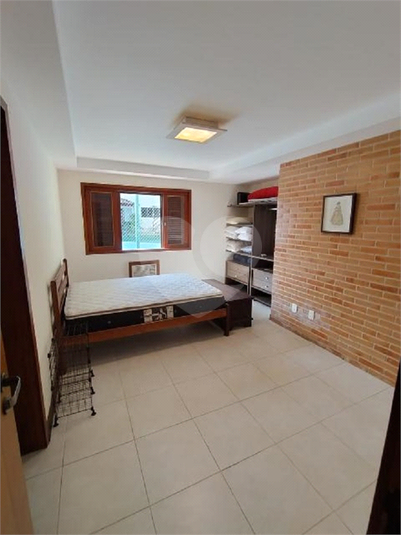 Foto REO1094060