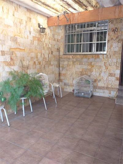 Foto REO1094070