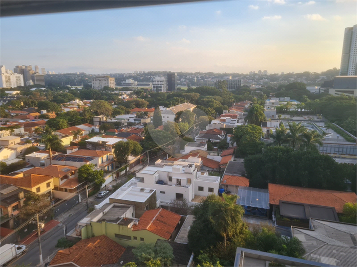 Foto REO1094072